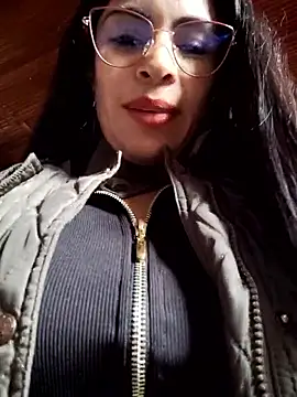 Astrid-- online show from February 23, 3:12 pm