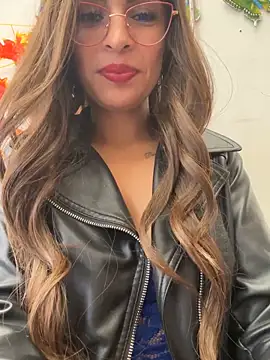 Astrid-- online show from April 15, 7:58 pm