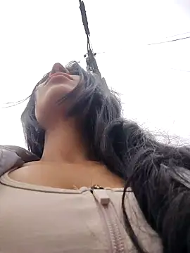 Astrid-- online show from February 24, 3:13 pm