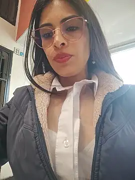 Snapshot of Astrid-- chatting on June 24, 3:21 pm Astrid-- online show from June 24, 3:21 pm