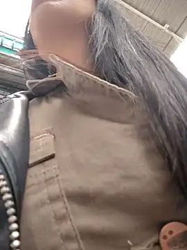 Astrid-- online show from October 2, 3:04 pm