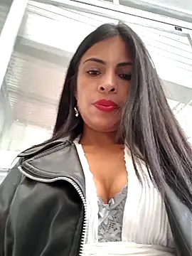 Astrid-- online show from February 11, 9:25 pm