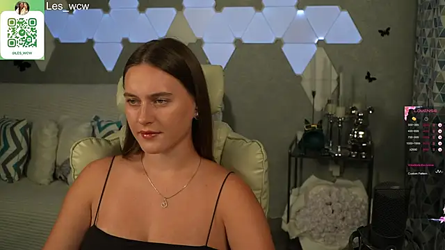 Snapshot of HarleyDeess chatting on September 22, 6:58 pm HarleyDeess online show from September 22, 6:58 pm