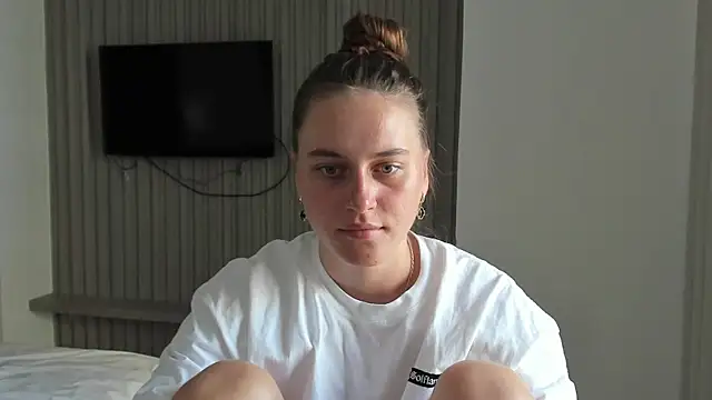 HarleyDeess online show from February 23, 3:08 am