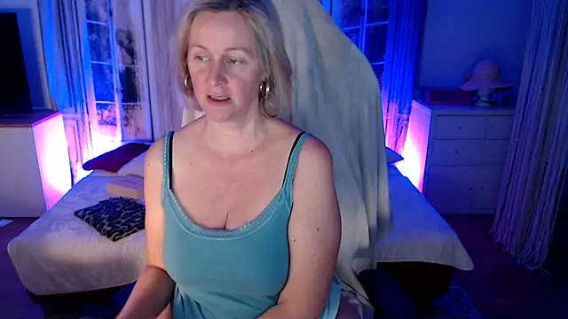 MarleneBloem online show from November 13, 4:00 pm