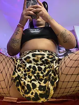 bywanda online show from April 16, 9:39 pm