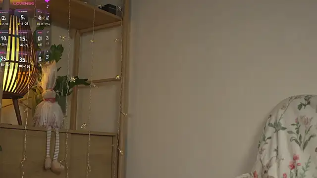 HelloHodge online show from March 2, 3:30 pm