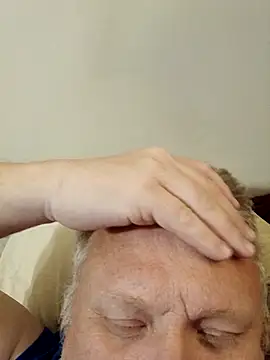 Snapshot of Jbirdb48 chatting on November 21, 3:05 am Jbirdb48 online show from November 21, 3:05 am