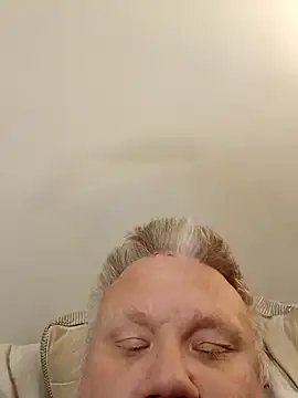 Snapshot of Jbirdb48 chatting on November 24, 6:08 pm Jbirdb48 online show from November 24, 6:08 pm