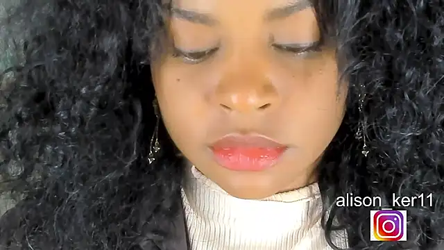 alison-ker3 online show from December 17, 8:52 am