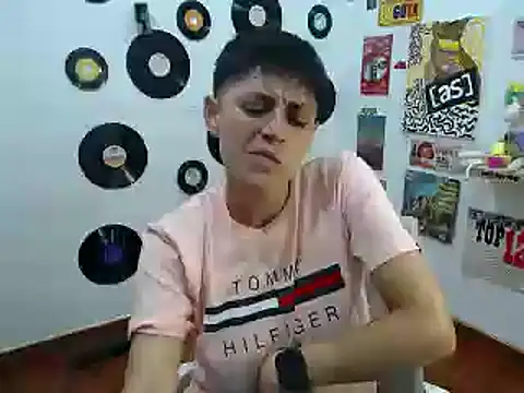 Snapshot of 9_Fernanda_9 chatting on March 5, 4:45 am 9 Fernanda 9 online show from March 5, 4:45 am