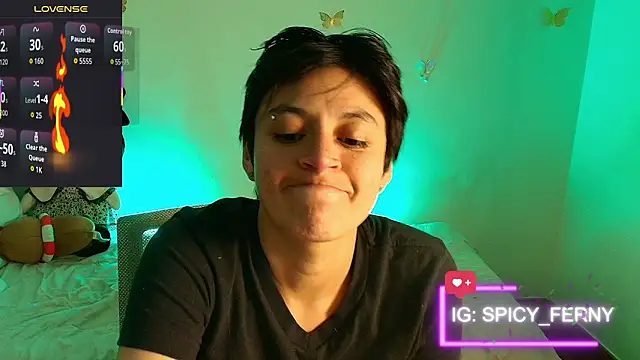 Snapshot of 9_Fernanda_9 chatting on May 23, 12:20 am 9 Fernanda 9 online show from May 23, 12:20 am