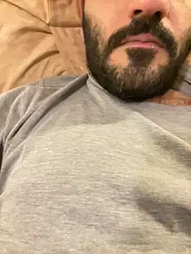 Snapshot of boymoon_20 chatting on February 25, 7:16 pm boymoon 20 online show from February 25, 7:16 pm