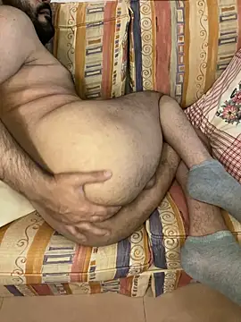 Snapshot of boymoon_20 chatting on March 5, 10:32 pm boymoon 20 online show from March 5, 10:32 pm