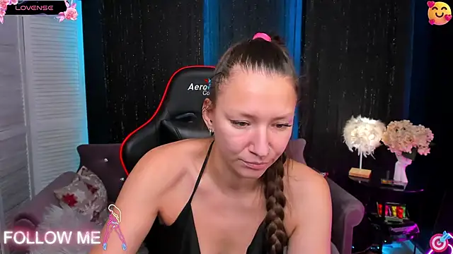 SarahCoksss online show from December 2, 2:12 am