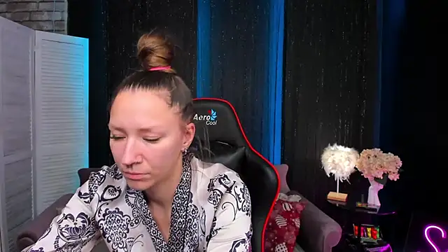 SarahCoksss online show from December 4, 12:09 am