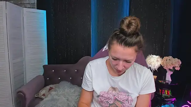 SarahCoksss online show from November 13, 12:58 am