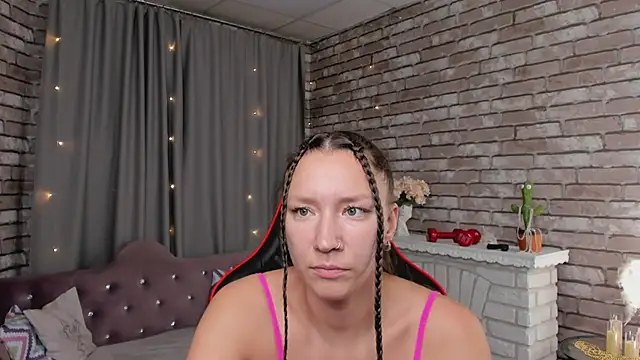 SarahCoksss online show from April 18, 12:24 am