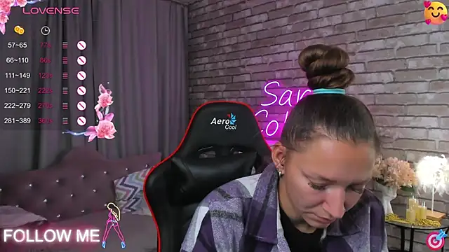 Snapshot of SarahCoksss chatting on September 9, 1:05 am SarahCoksss online show from September 9, 1:05 am
