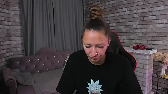 Snapshot of SarahCoksss chatting on October 14, 12:22 am SarahCoksss online show from October 14, 12:22 am