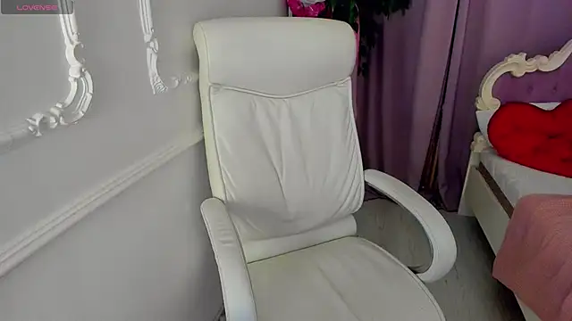 Lily Marlin online show from May 29, 1:33 am