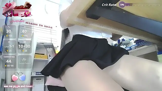 Snapshot of Ariel_Bae chatting on July 18, 4:10 am Ariel Bae online show from July 18, 4:10 am