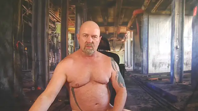 Snapshot of ManlyPrisonGuy chatting on June 9, 2:18 pm ManlyPrisonGuy online show from June 9, 2:18 pm