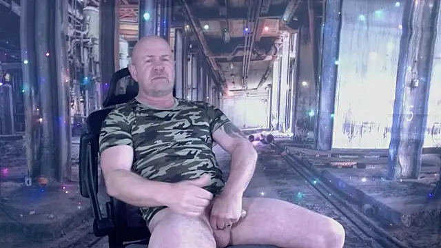 ManlyPrisonGuy online show from December 16, 1:26 pm