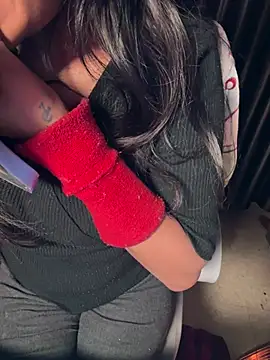 Snapshot of sexy-simmy chatting on February 1, 6:17 pm sexy-simmy online show from February 1, 6:17 pm