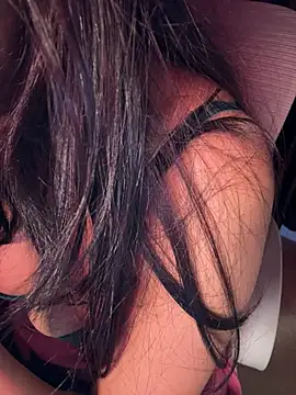 sexy-simmy online show from May 30, 6:35 pm