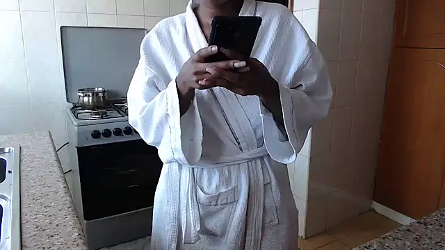 CurvyGlass online show from February 17, 8:22 am