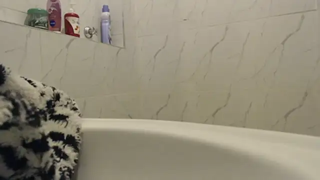 CurvyGlass online show from March 19, 3:17 am