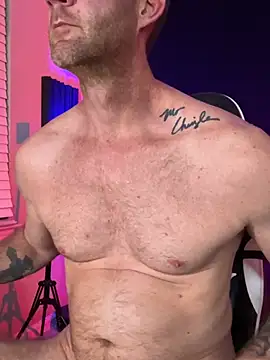 Snapshot of FiftyShadez chatting on March 9, 2:15 am FiftyShadez online show from March 9, 2:15 am