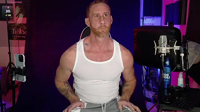 Snapshot of FiftyShadez chatting on February 22, 10:22 pm FiftyShadez online show from February 22, 10:22 pm