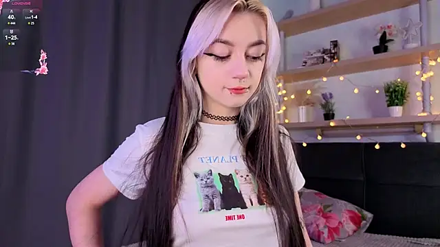 TristaRoht online show from March 24, 2:50 pm