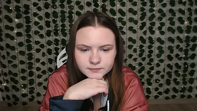 Snapshot of IxxiLiana chatting on February 21, 5:13 am IxxiLiana online show from February 21, 5:13 am