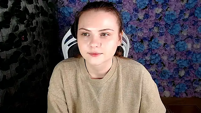 Snapshot of IxxiLiana chatting on September 25, 6:08 am IxxiLiana online show from September 25, 6:08 am