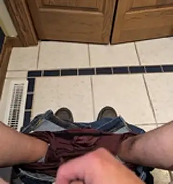 Snapshot of Jackauff69 chatting on October 25, 7:58 pm Jackauff69 online show from October 25, 7:58 pm