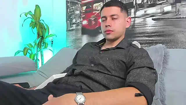 Snapshot of ANDER_PEREZ chatting on February 12, 2:21 pm ANDER PEREZ online show from February 12, 2:21 pm
