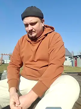 Snapshot of Pandasky chatting on February 24, 11:32 am Pandasky online show from February 24, 11:32 am