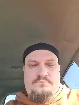 Snapshot of Pandasky chatting on February 12, 12:01 pm Pandasky online show from February 12, 12:01 pm