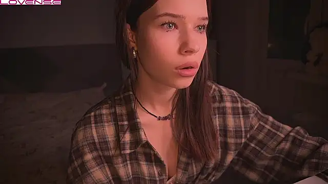 Snapshot of YourOblivion chatting on March 17, 6:00 pm YourOblivion online show from March 17, 6:00 pm