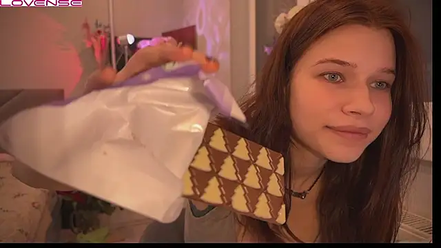 Snapshot of YourOblivion chatting on February 27, 5:16 pm YourOblivion online show from February 27, 5:16 pm