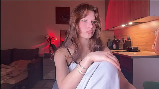 Snapshot of YourOblivion chatting on October 17, 7:48 pm YourOblivion online show from October 17, 7:48 pm