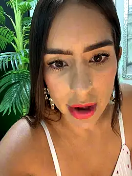 Mau White online show from November 16, 1:32 am