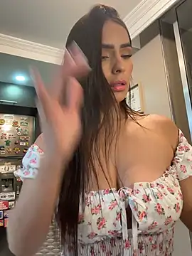 Mau White online show from April 8, 1:40 am