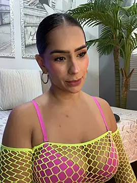 Mau White online show from February 10, 7:02 pm