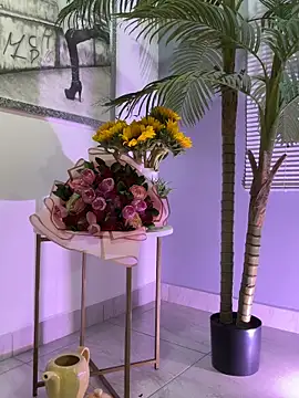 Mau White online show from March 11, 1:43 am