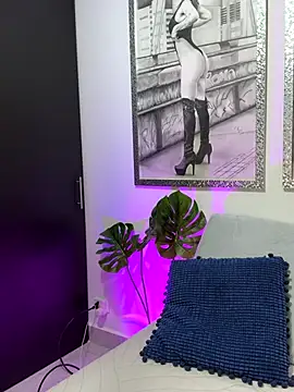 Mau White online show from October 2, 12:36 am