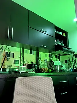 Mau White online show from September 8, 11:26 pm